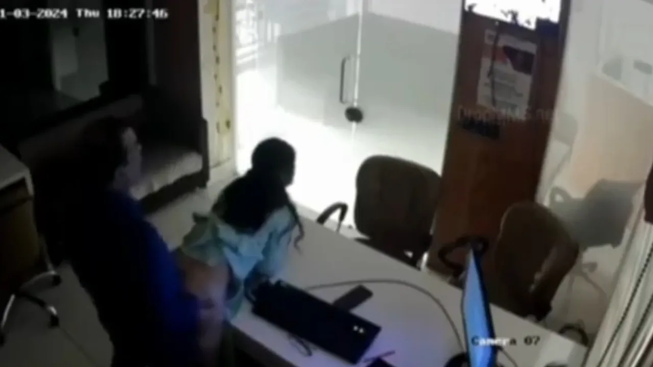 Real Office CCTV Caught Boss Fucking Employee on Desk
