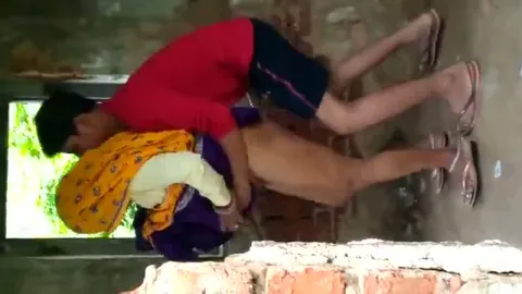 Indian young boy fucking his aunty caught on camera